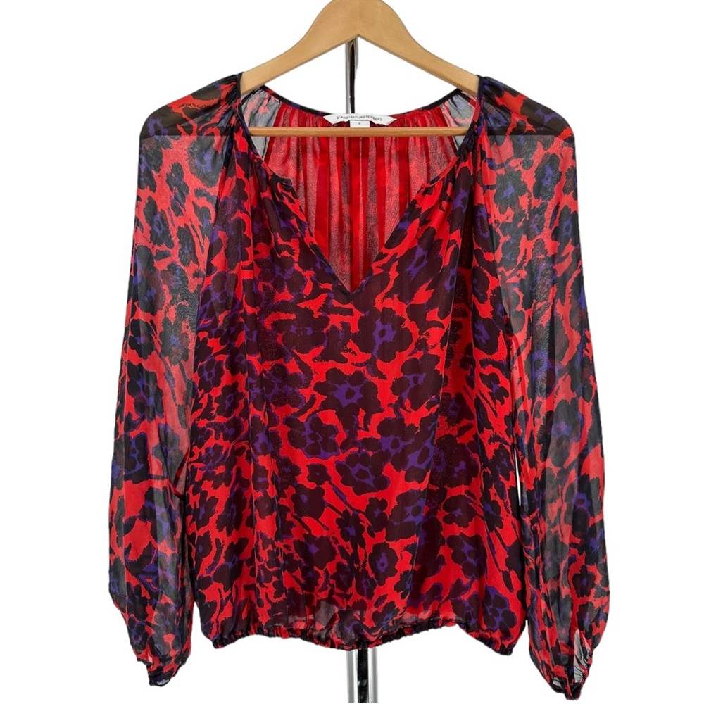 DVF Red Purple Silk Floral Long Sleeve Blouse Split Keyhole Neckline Small